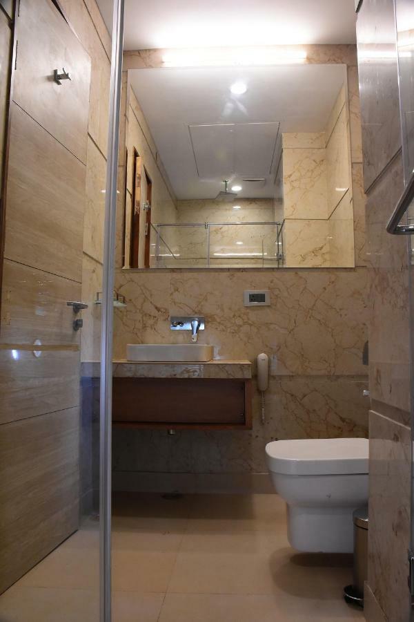 Hotel Orchid Blu Alīgarh Εξωτερικό φωτογραφία