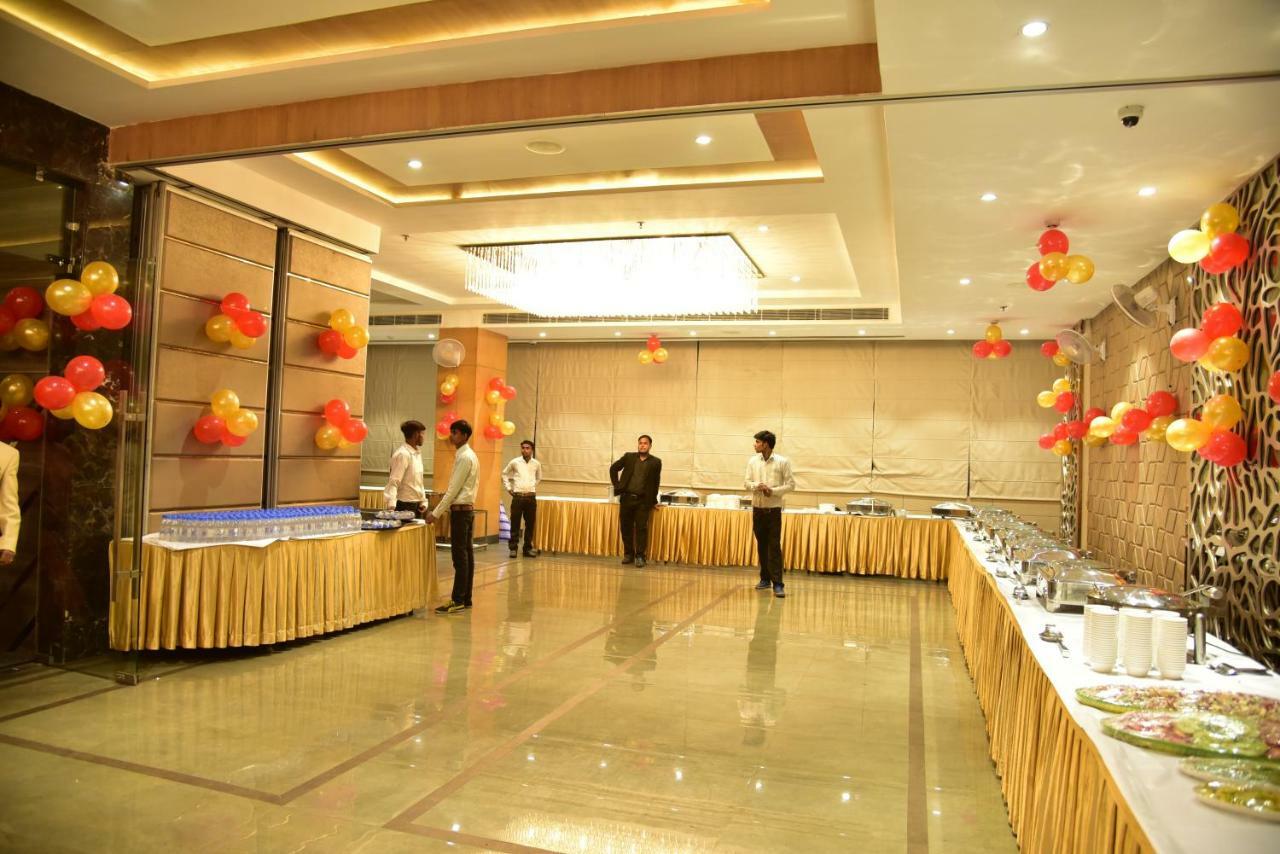 Hotel Orchid Blu Alīgarh Εξωτερικό φωτογραφία
