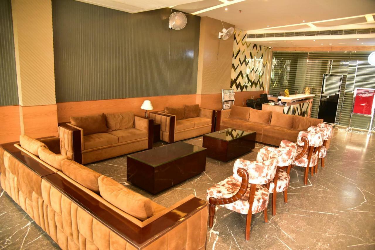 Hotel Orchid Blu Alīgarh Εξωτερικό φωτογραφία