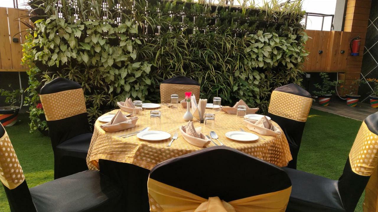 Hotel Orchid Blu Alīgarh Εξωτερικό φωτογραφία