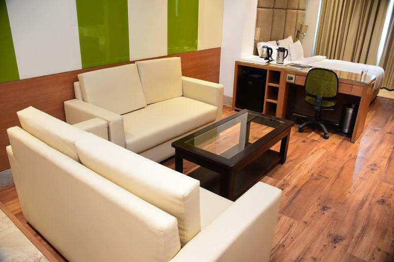 Hotel Orchid Blu Alīgarh Εξωτερικό φωτογραφία