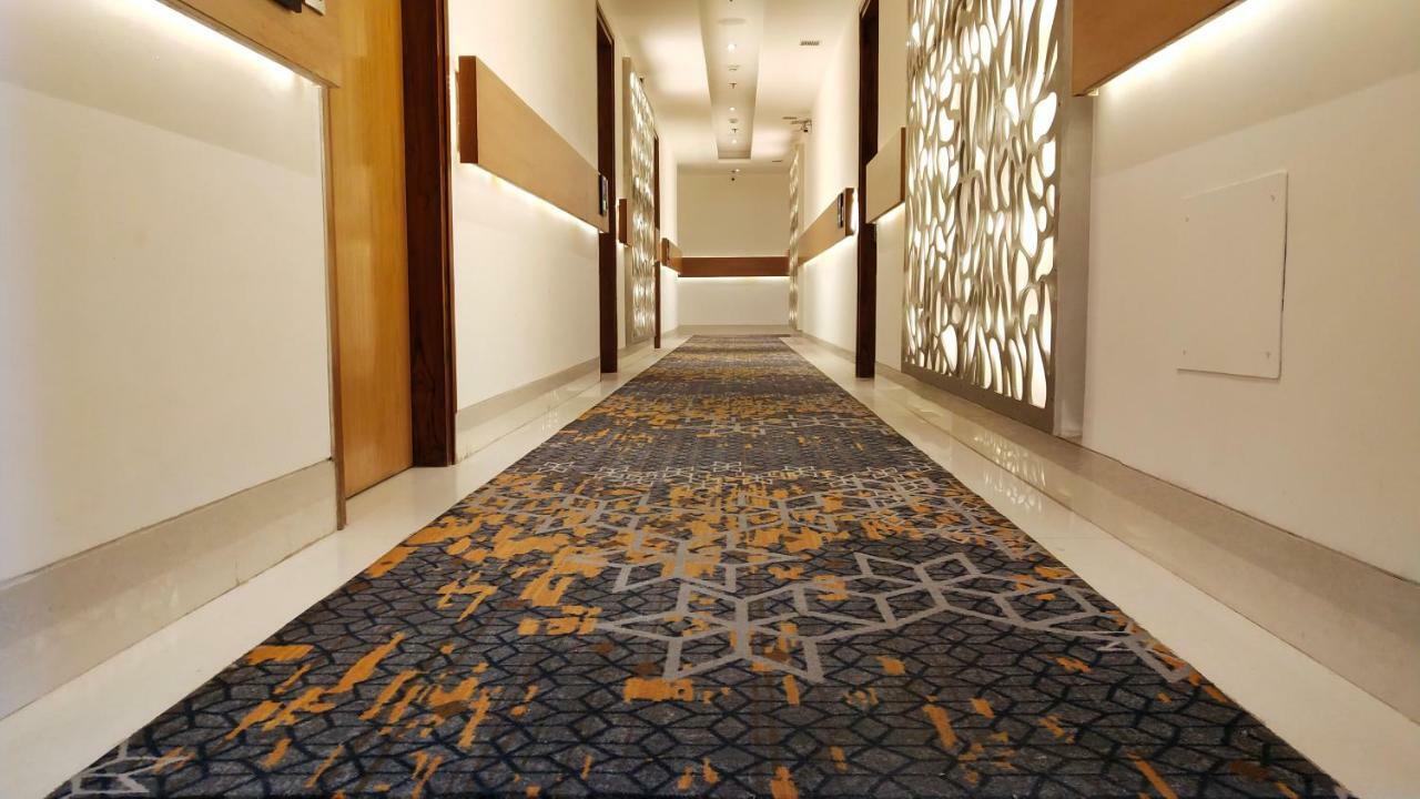 Hotel Orchid Blu Alīgarh Εξωτερικό φωτογραφία