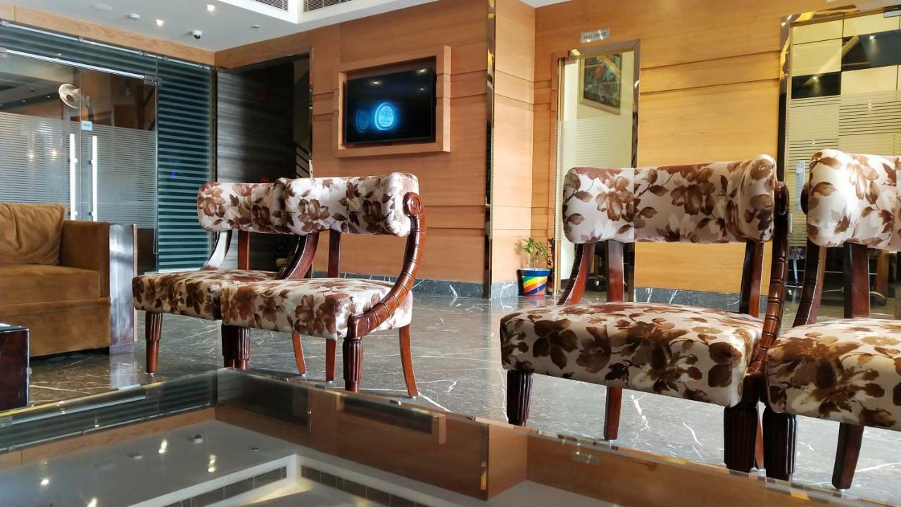 Hotel Orchid Blu Alīgarh Εξωτερικό φωτογραφία